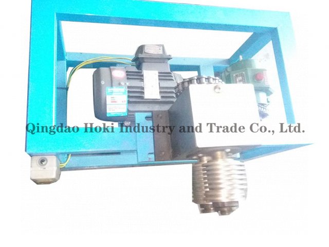 Leather buckle machine