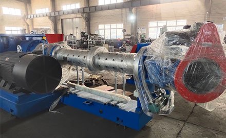 Rubber Extruder and The main structure of the extruder